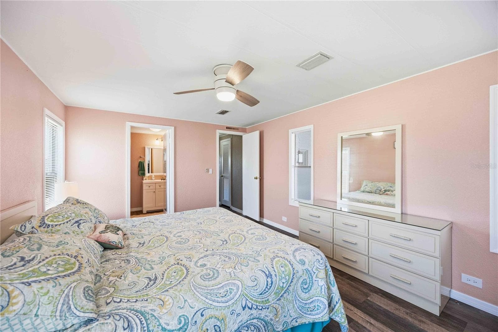 Manufactured Home at 206 TORTOLA WAY, NORTH PORT, photo 24 of 68