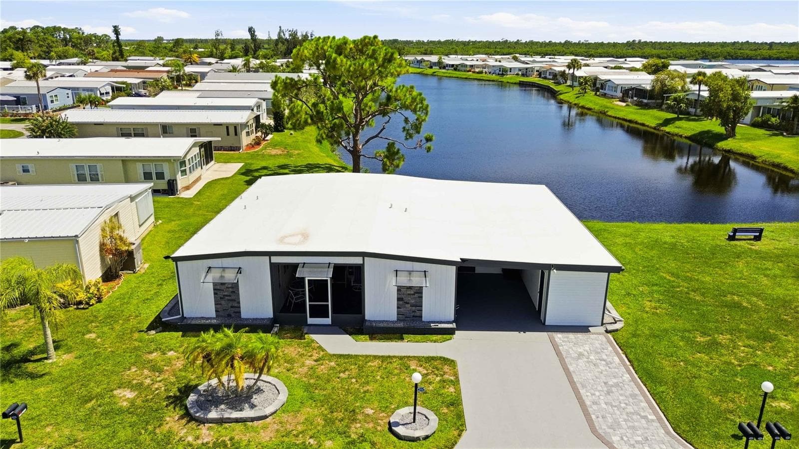 Manufactured Home at 206 TORTOLA WAY, NORTH PORT, photo 46 of 68