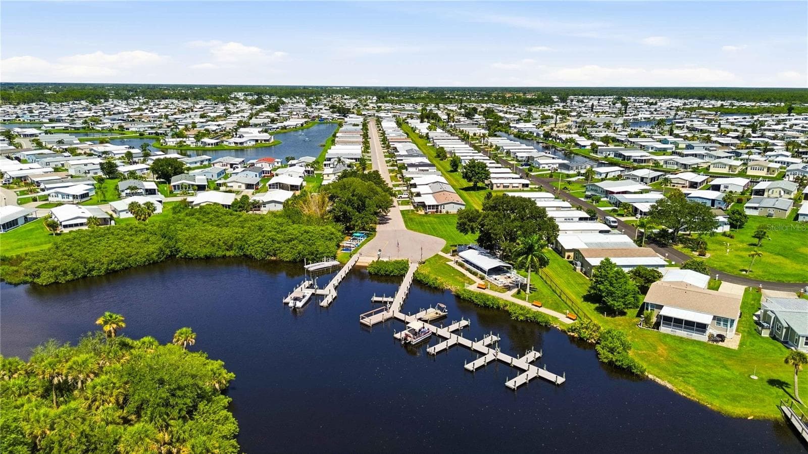 Manufactured Home at 206 TORTOLA WAY, NORTH PORT, photo 53 of 68