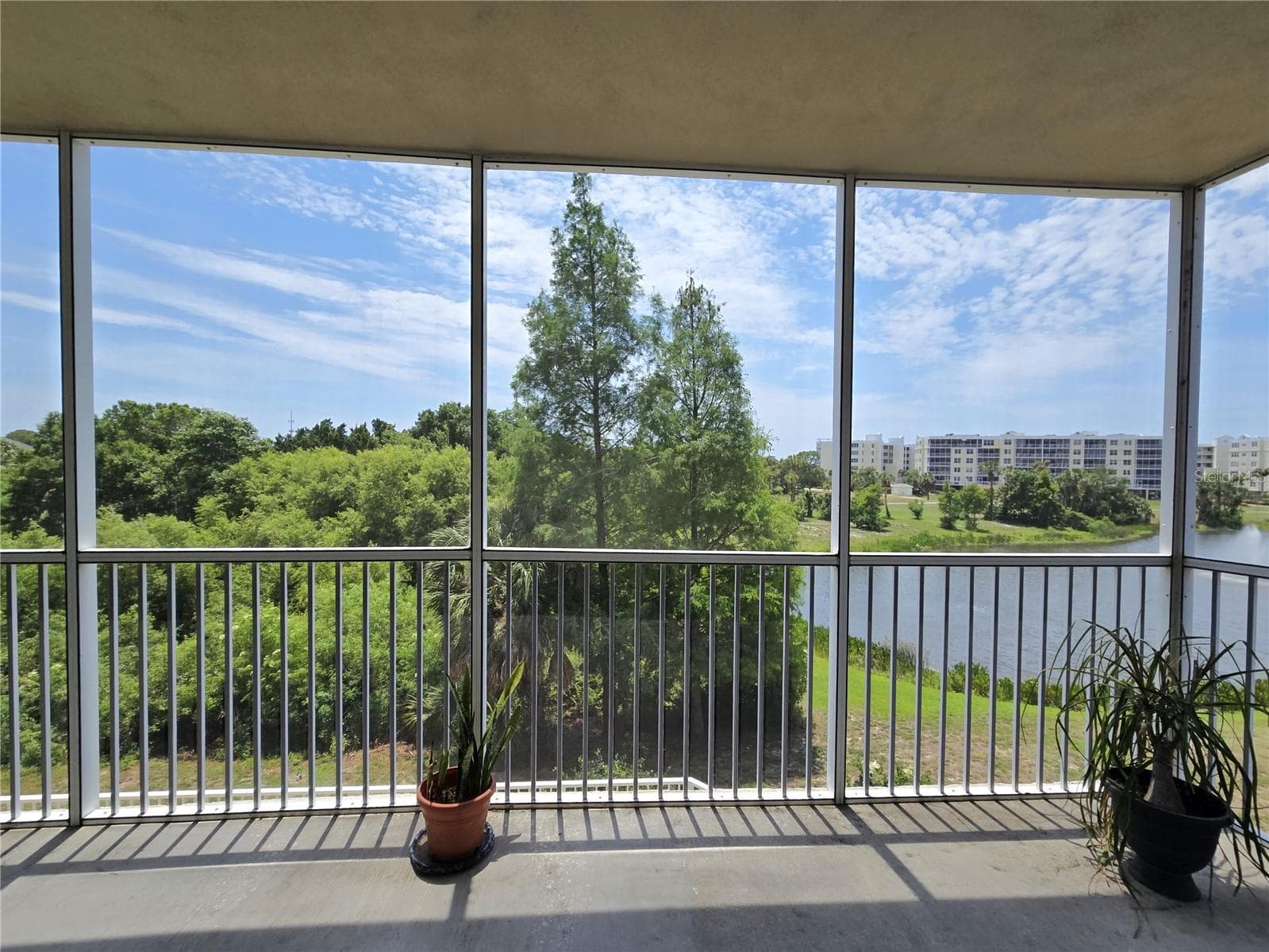 Views for days!!!! - 960 STARKEY RD #9206, LARGO