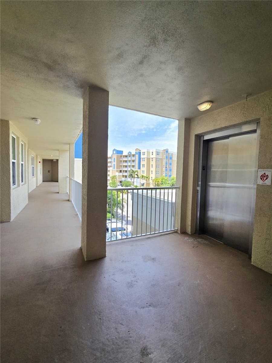 Elevator access - 960 STARKEY RD #9206, LARGO