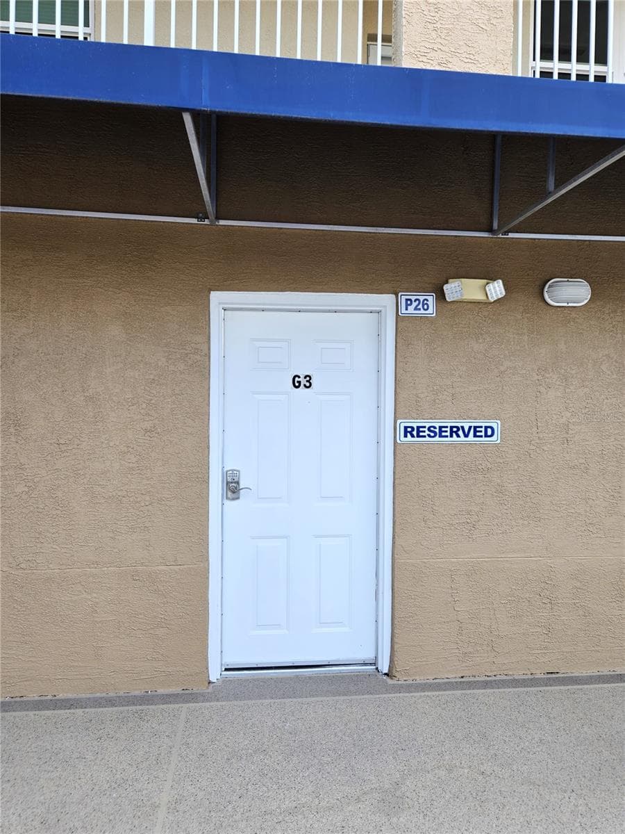 Underbuilding garage number 3 deeded to the condo!!! - 960 STARKEY RD #9206, LARGO