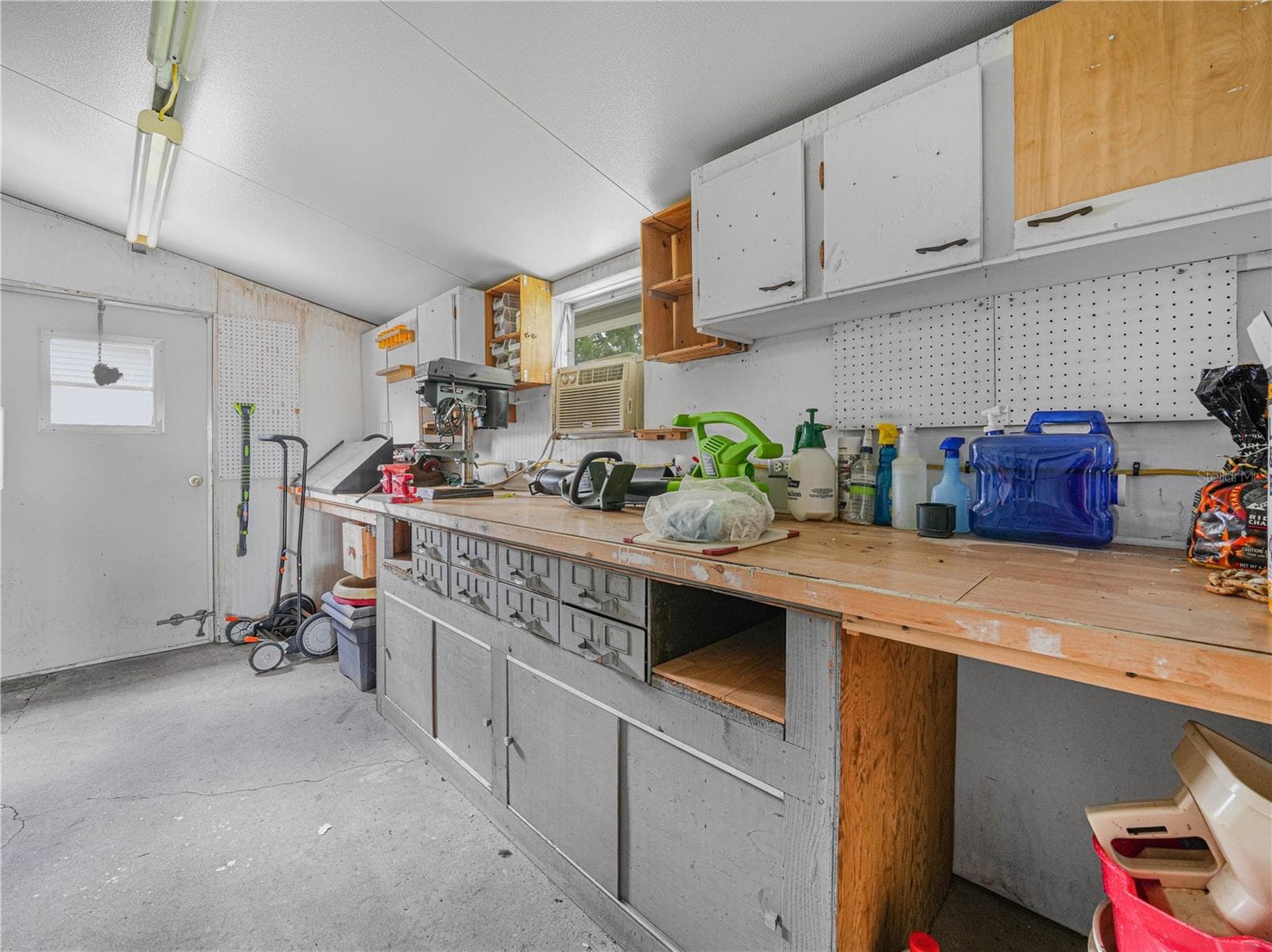 Workshop - 1632 FOXWAY DR, LAKELAND