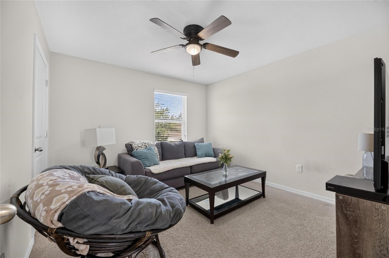 Bedroom 3 / Sitting Area - 8115 HARWICH PORT LN, GIBSONTON