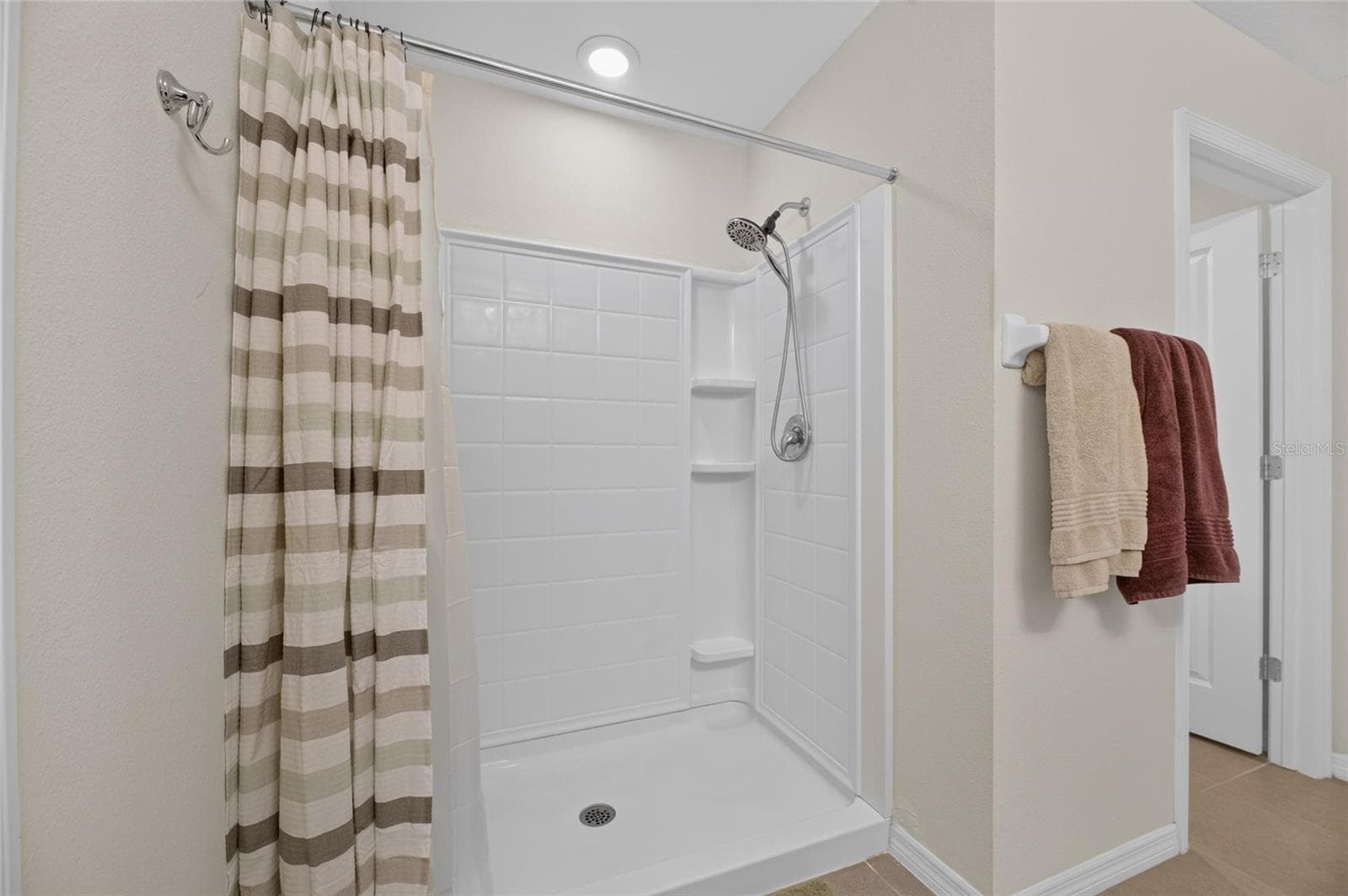 Primary Bathroom - 8115 HARWICH PORT LN, GIBSONTON