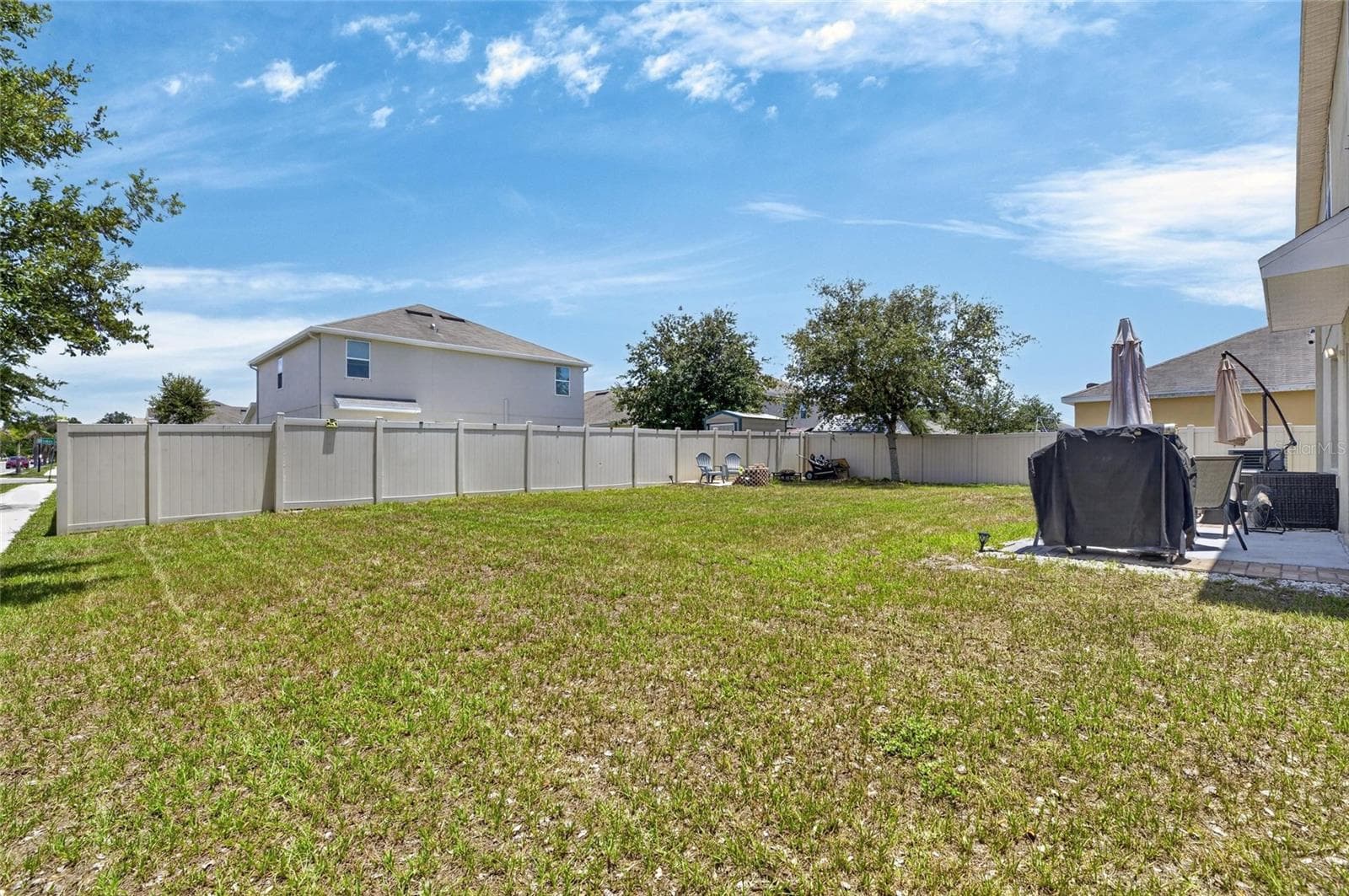 Back Yard - 8115 HARWICH PORT LN, GIBSONTON