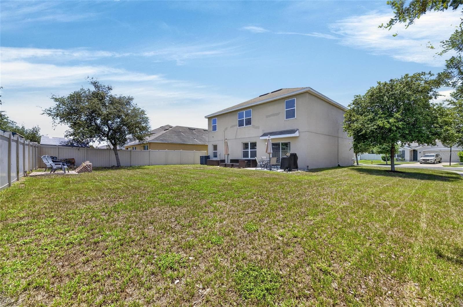Back Yard / Corner Lot - 8115 HARWICH PORT LN, GIBSONTON