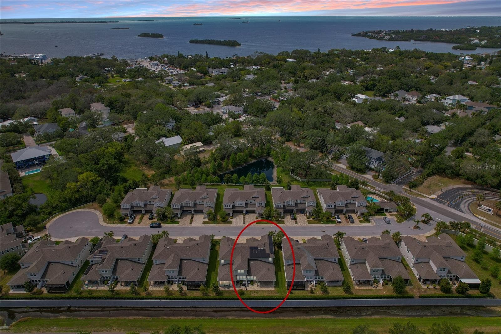 Walk to the Water but no Flood Zone! - 597 OZONA VILLAGE DR, PALM HARBOR
