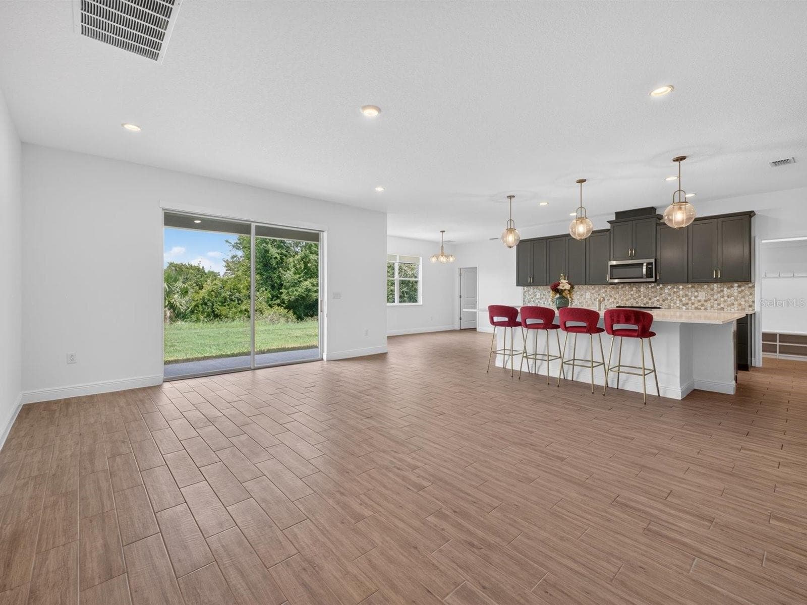 Single Family Residence at 603 AVILA PL, HOWEY IN THE HILLS, photo 10 of 51
