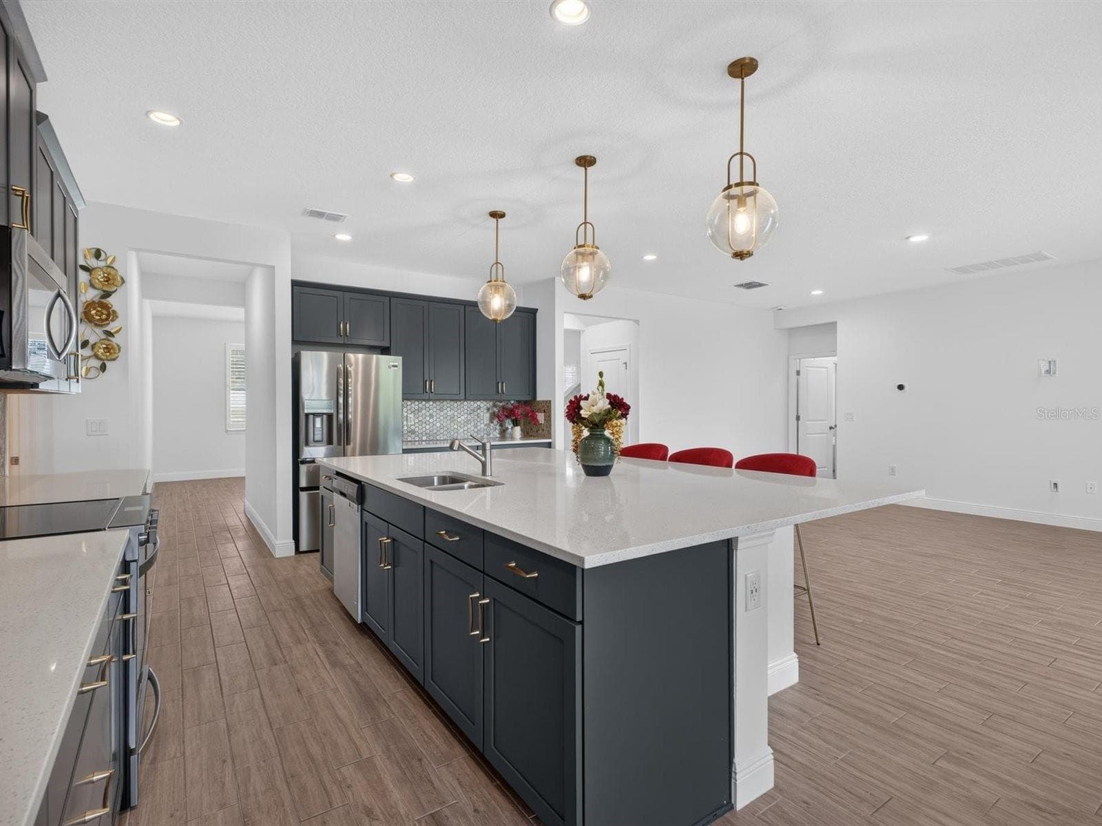Single Family Residence at 603 AVILA PL, HOWEY IN THE HILLS, photo 16 of 51