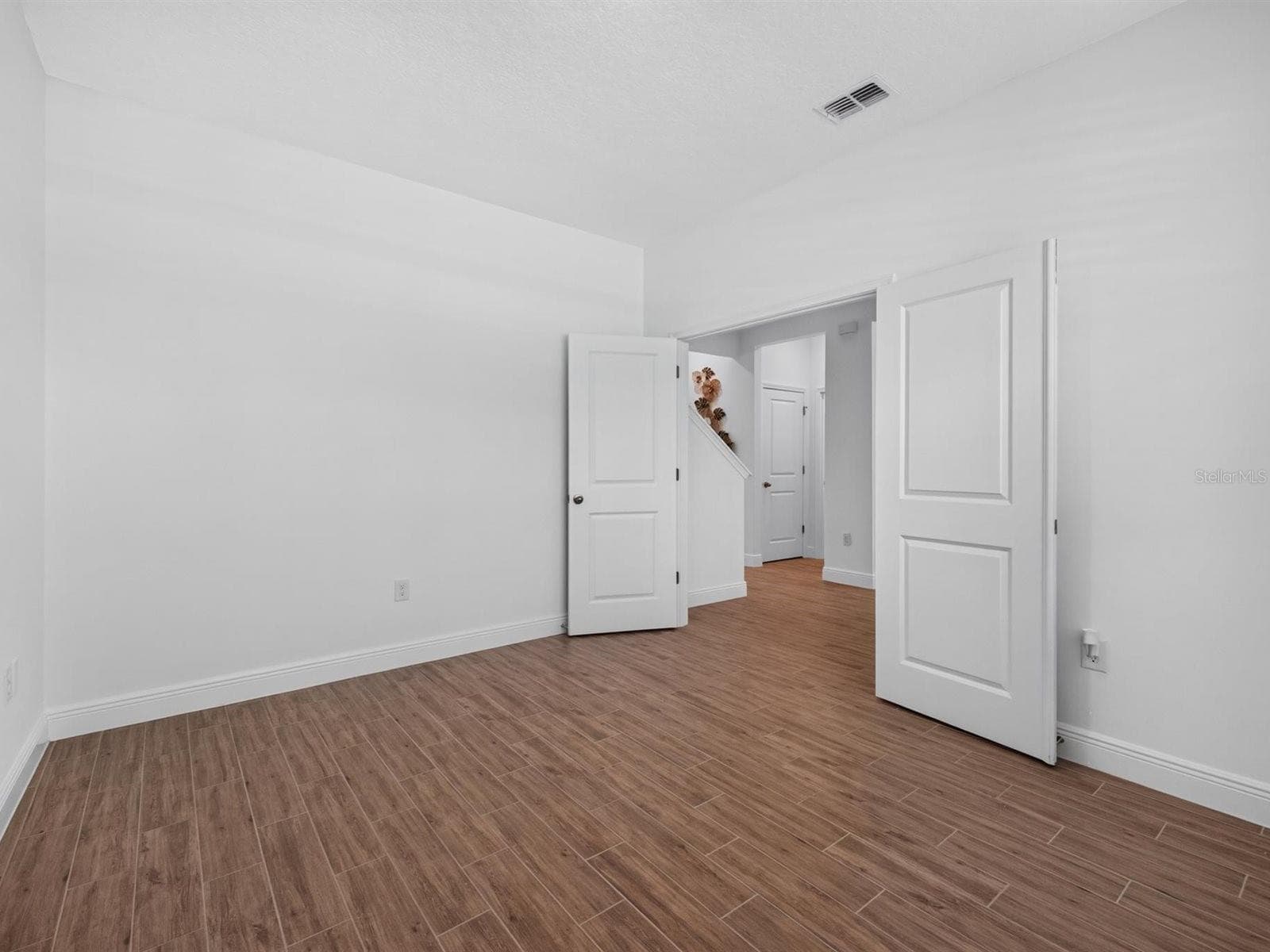 Single Family Residence at 603 AVILA PL, HOWEY IN THE HILLS, photo 20 of 51