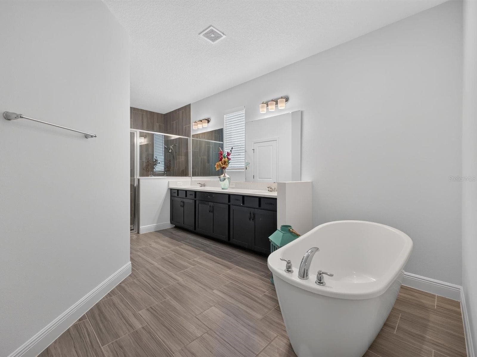 Single Family Residence at 603 AVILA PL, HOWEY IN THE HILLS, photo 32 of 51