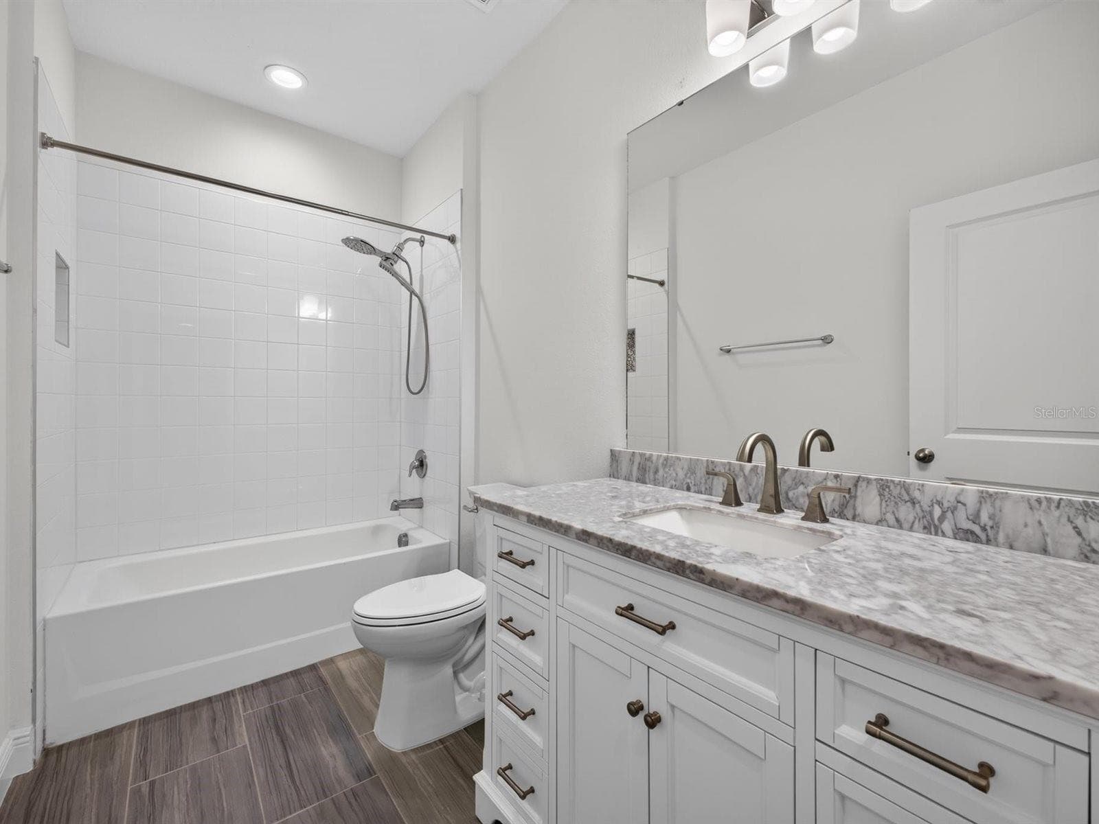 Single Family Residence at 603 AVILA PL, HOWEY IN THE HILLS, photo 36 of 51