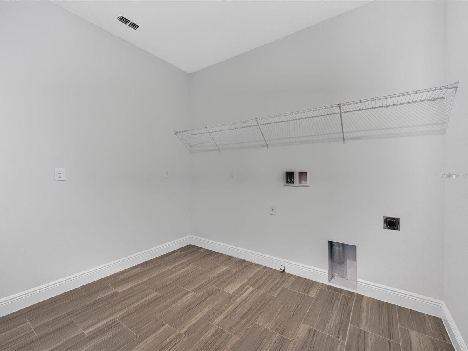 Single Family Residence at 603 AVILA PL, HOWEY IN THE HILLS, photo 42 of 51
