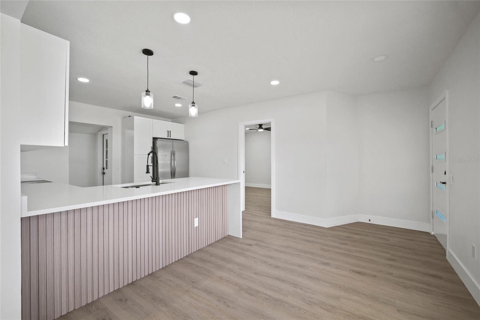 Single Family Residence at 412 20TH AVE W, PALMETTO, photo 9 of 41