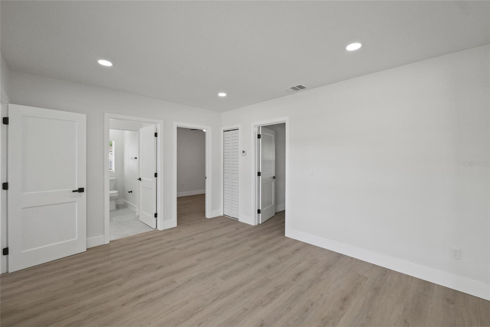Single Family Residence at 412 20TH AVE W, PALMETTO, photo 15 of 41
