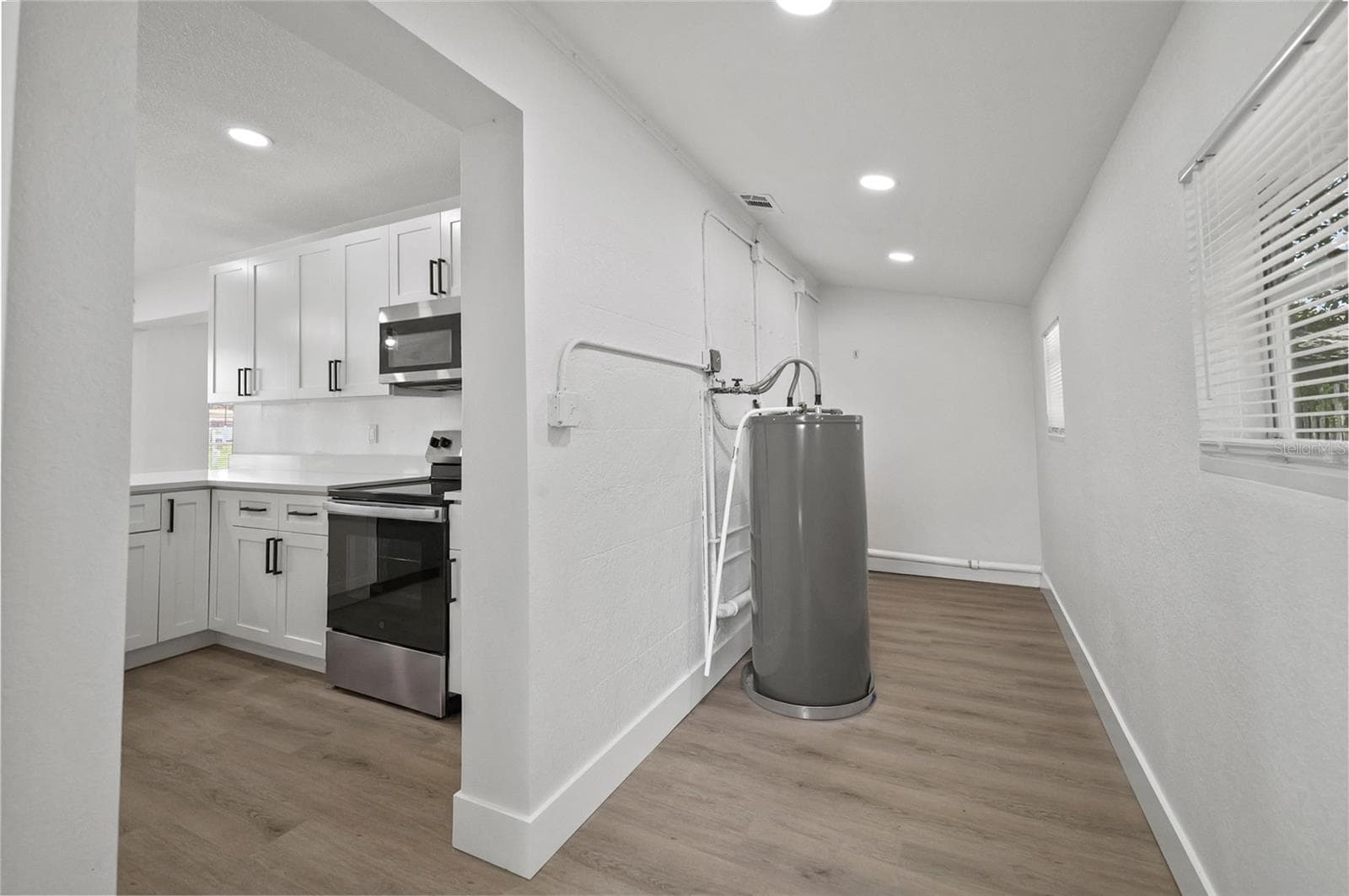 Single Family Residence at 412 20TH AVE W, PALMETTO, photo 27 of 41