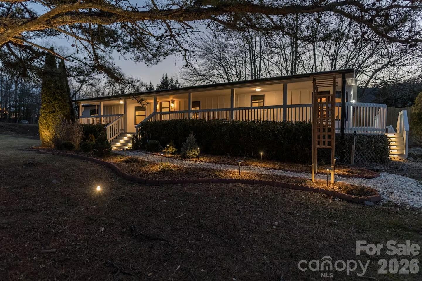 Single Family Residence at 2 Shady Oak Lane, Arden, photo 23 of 51