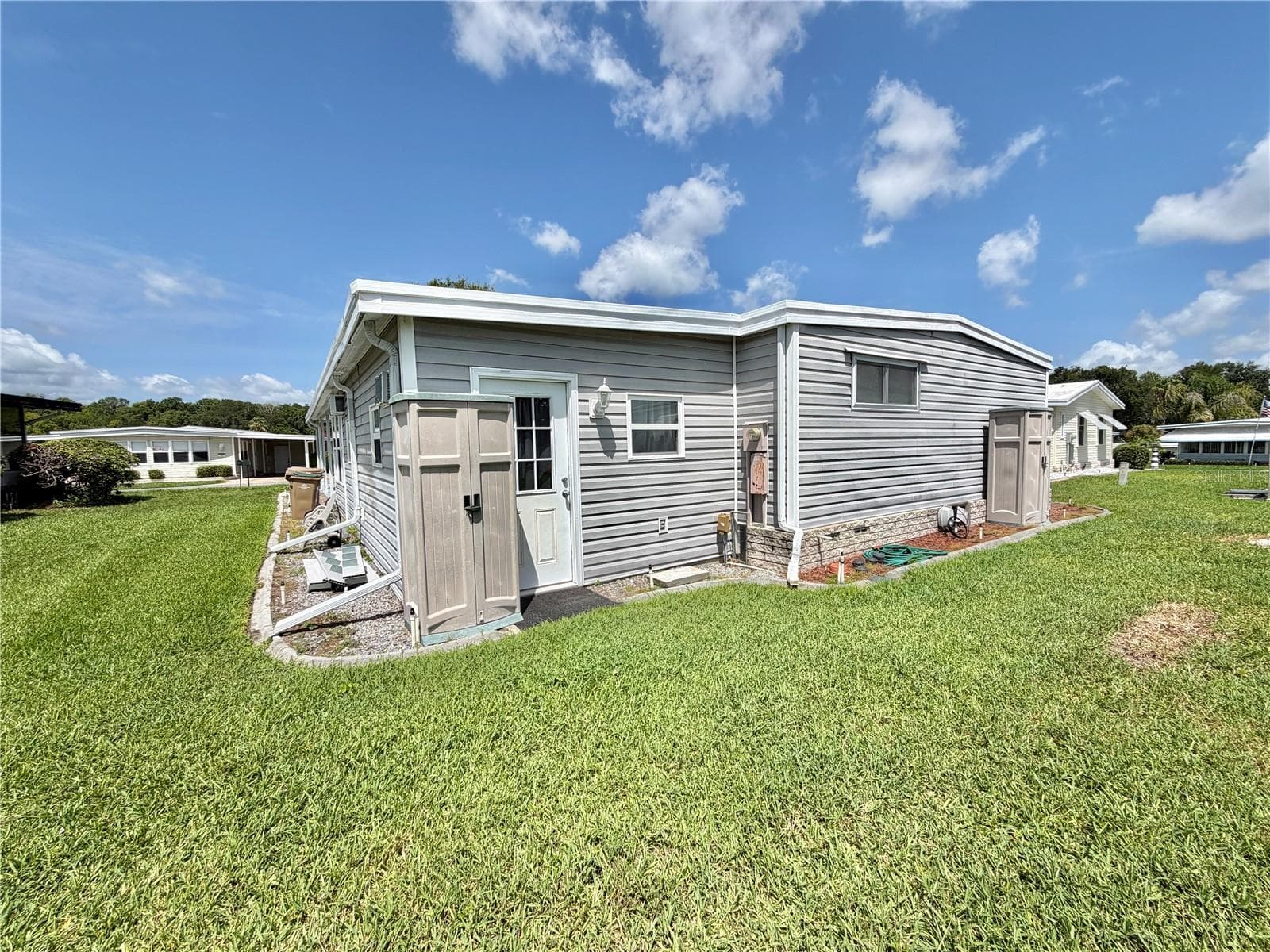 Mobile Home at 115 GARDENIA WAY, LEESBURG, photo 63 of 70