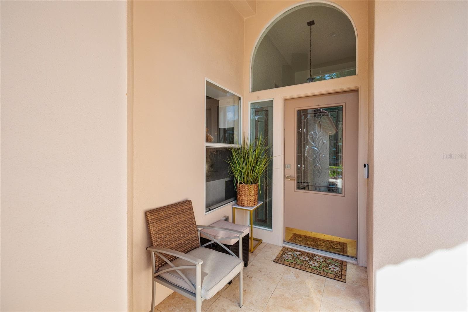 Screened in front porch - 1338 DARTFORD DR, TARPON SPRINGS