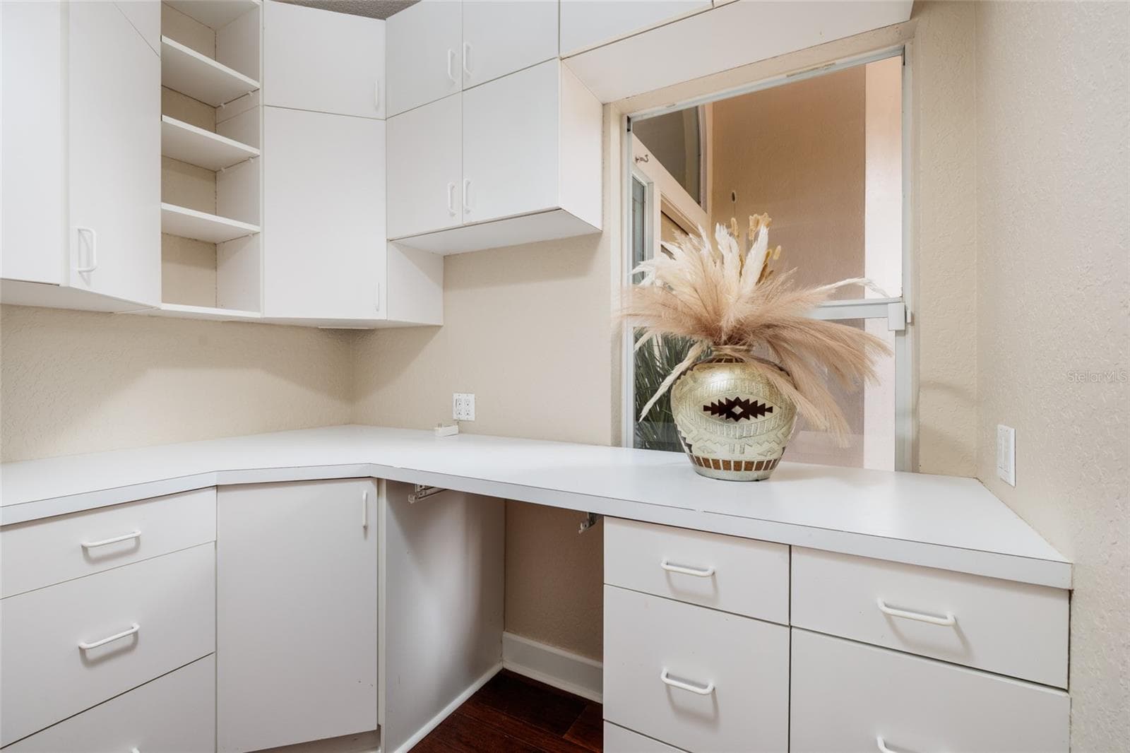 Utility room/pantry - 1338 DARTFORD DR, TARPON SPRINGS