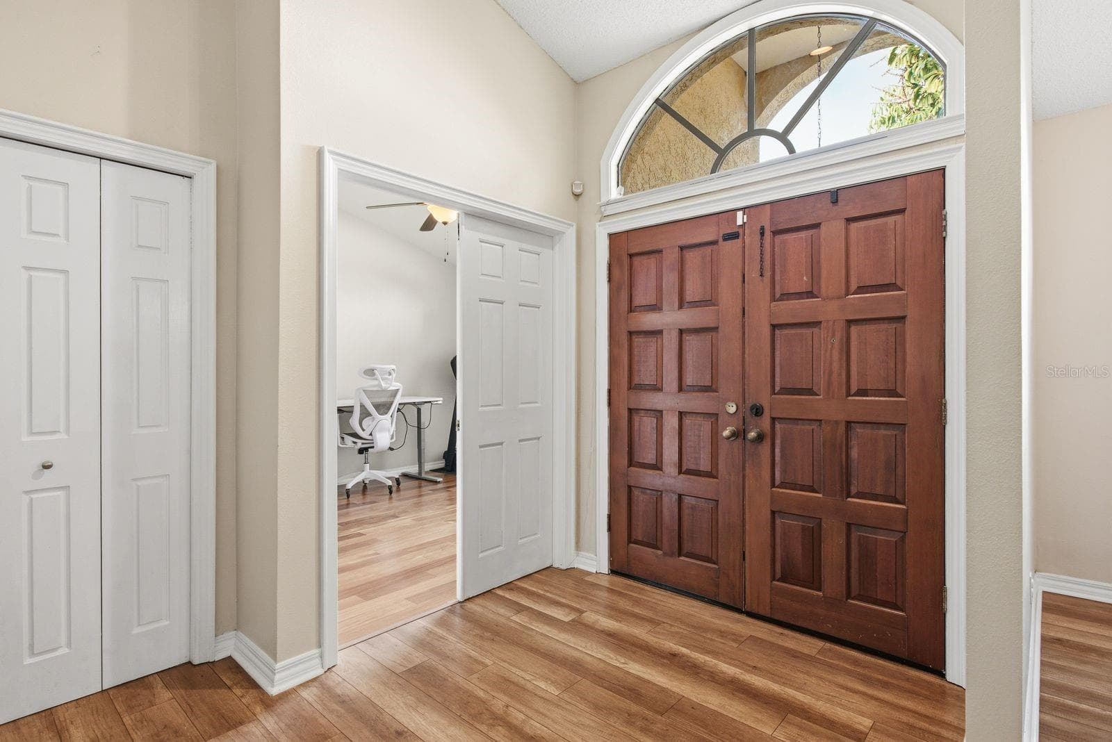 Inside Door/Foyer - 2729 REDFORD CT E, CLEARWATER