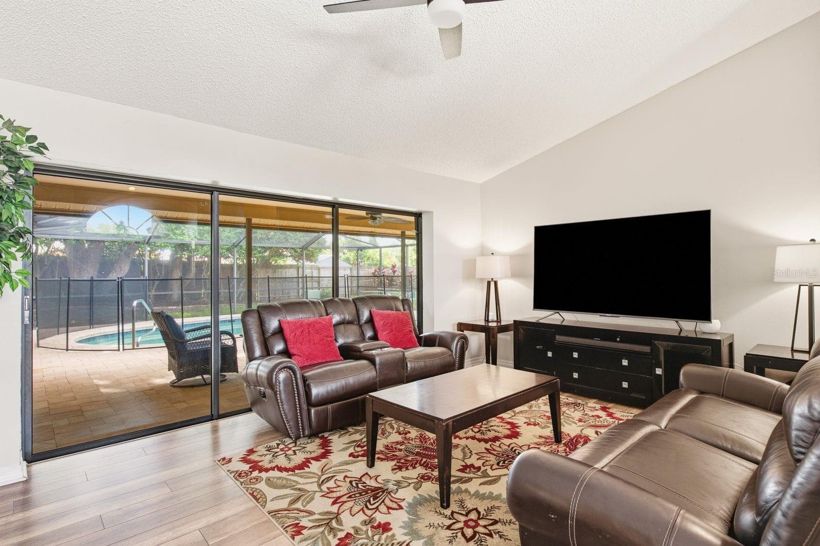 Living room - 2729 REDFORD CT E, CLEARWATER
