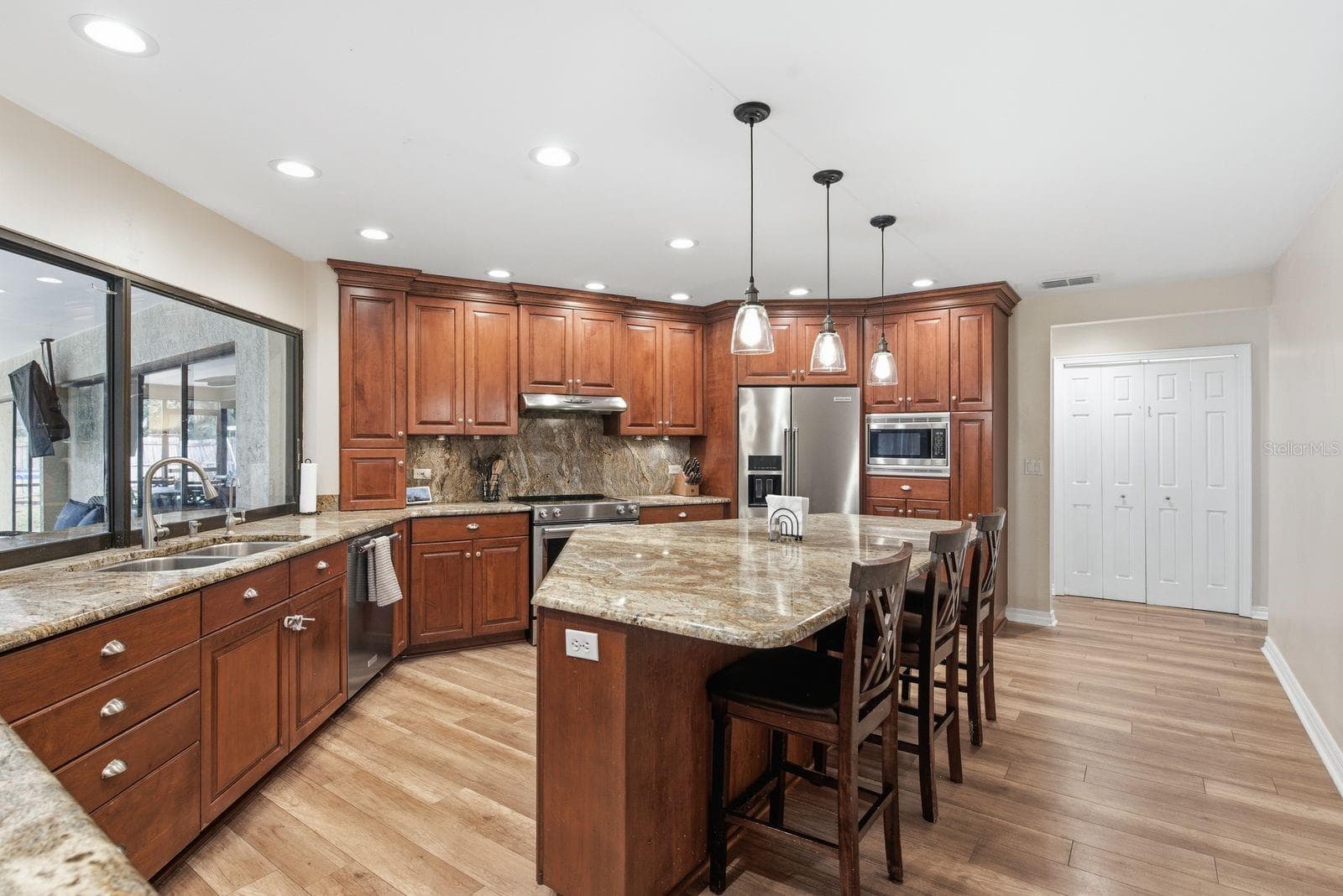 Kitchen - 2729 REDFORD CT E, CLEARWATER