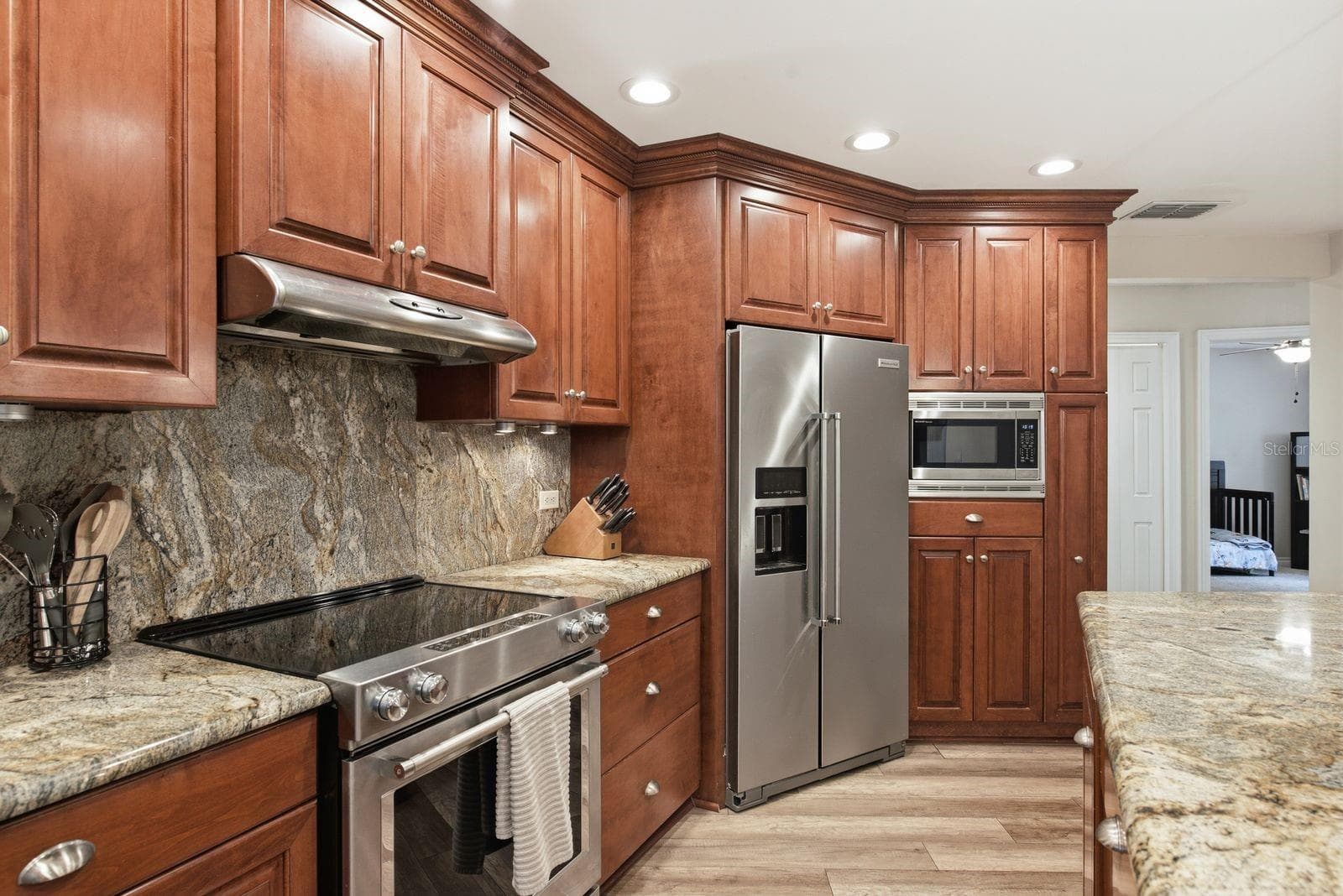 Kitchen - 2729 REDFORD CT E, CLEARWATER