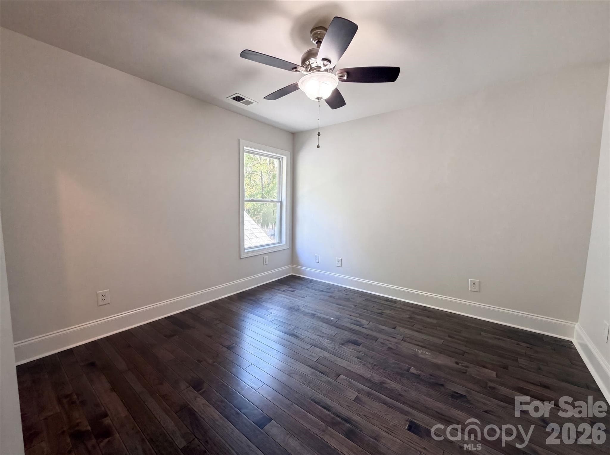 Single Family Residence at 502 Live Oaks Court, Fort Mill, photo 13 of 24