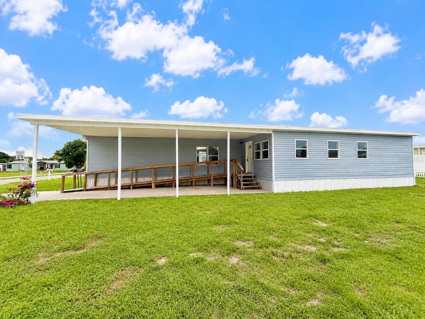 Manufactured Home at 4640 CALOOSA BLVD, LAKE WALES, photo 4 of 25
