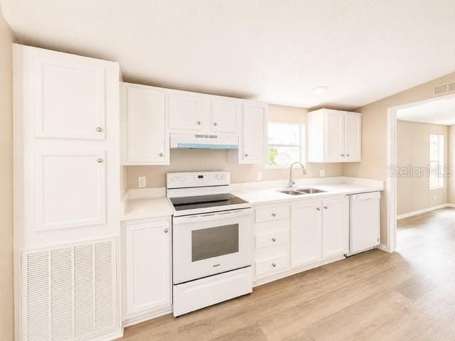 Kitchen - 4640 CALOOSA BLVD, LAKE WALES