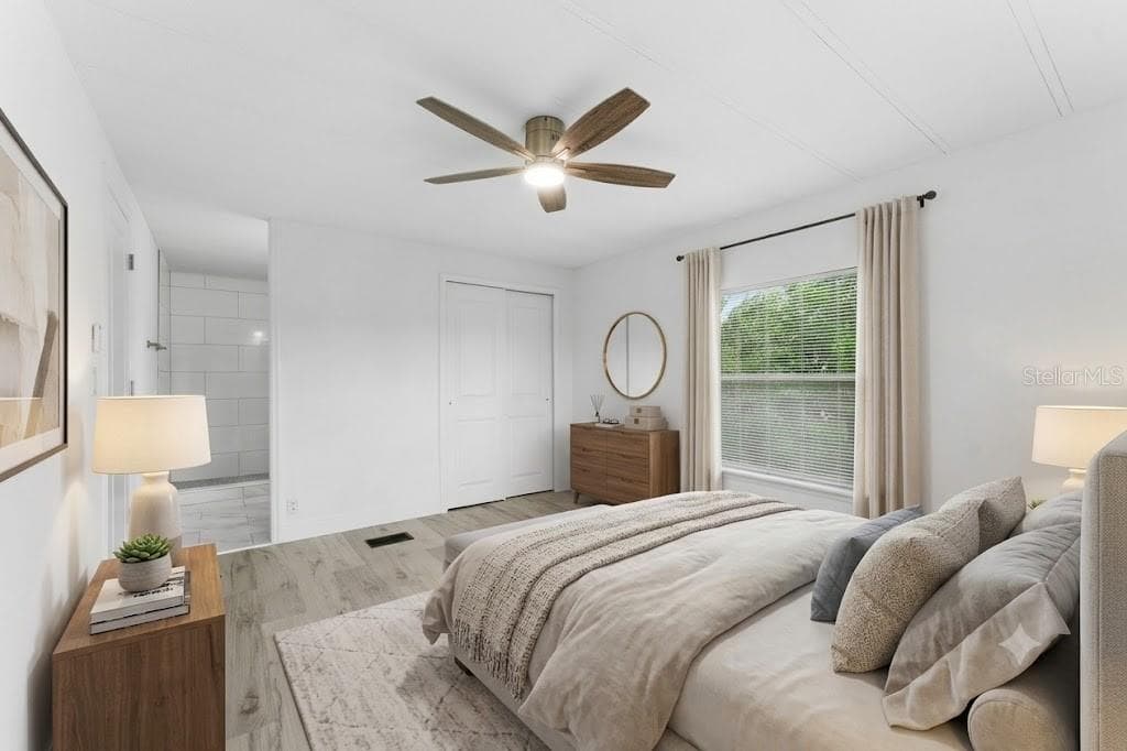 Manufactured Home at 130 FLORENCE BLVD, DEBARY, photo 12 of 20