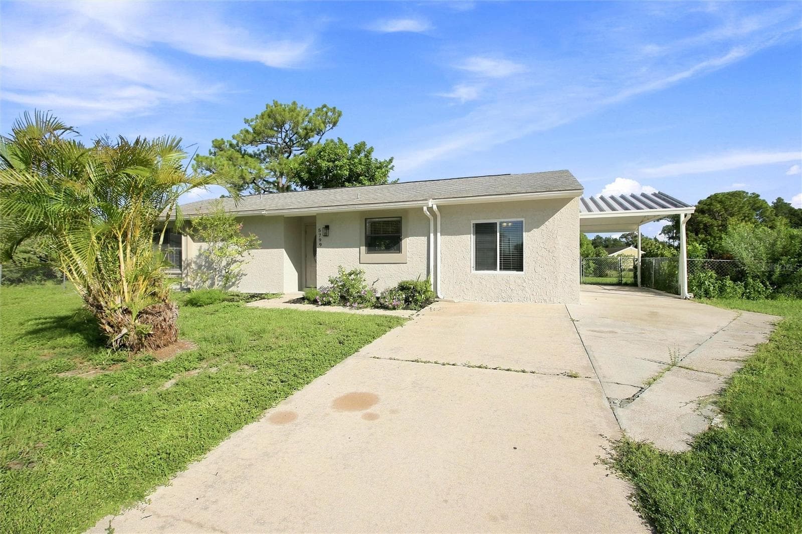 Single Family Residence at 5799 FRAN CT, NORTH PORT, photo 5 of 37
