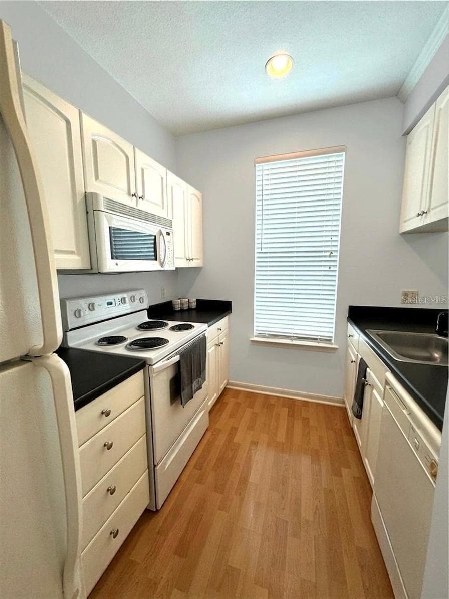 Kitchen - 860 N ORANGE AVE #145, ORLANDO