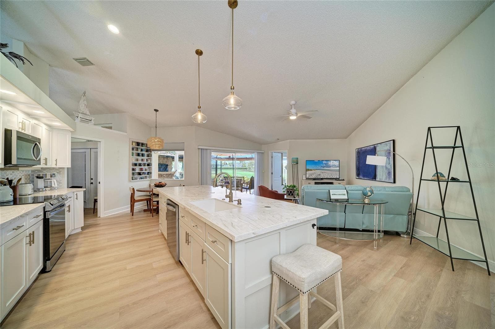 Single Family Residence at 6604 STONE RIVER RD, BRADENTON, photo 12 of 69