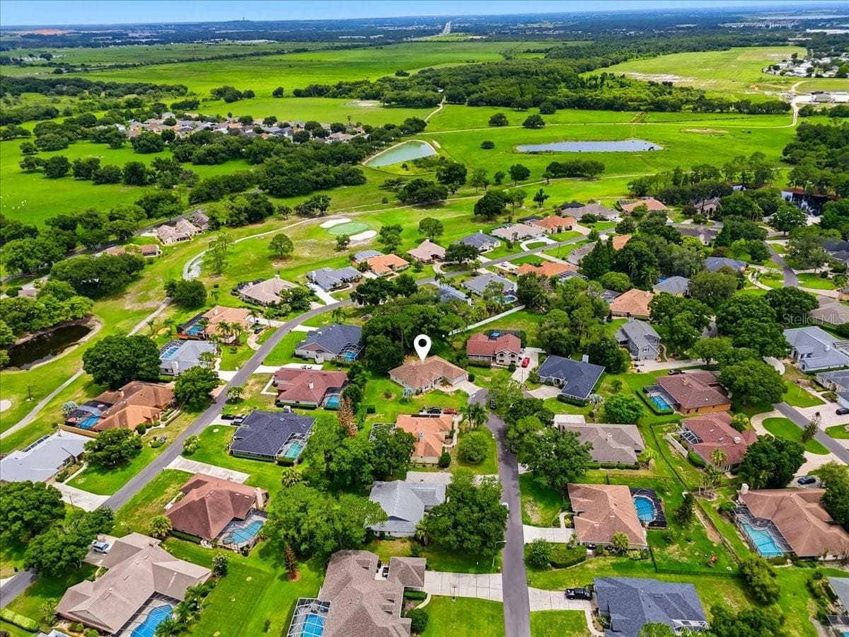 Single Family Residence at 3158 BEAUCHAMP CT, WINTER HAVEN, photo 5 of 83