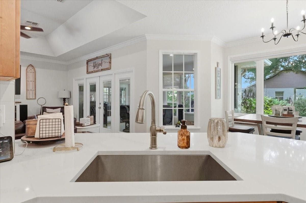 new kitchen sink & facucet - 3158 BEAUCHAMP CT, WINTER HAVEN
