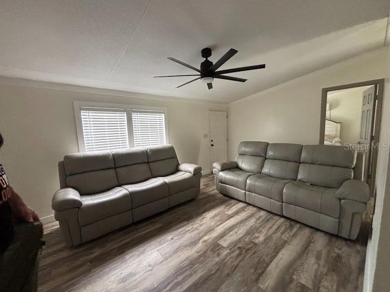 Manufactured Home at 15299 NE 238TH ST, FORT MC COY, photo 19 of 31