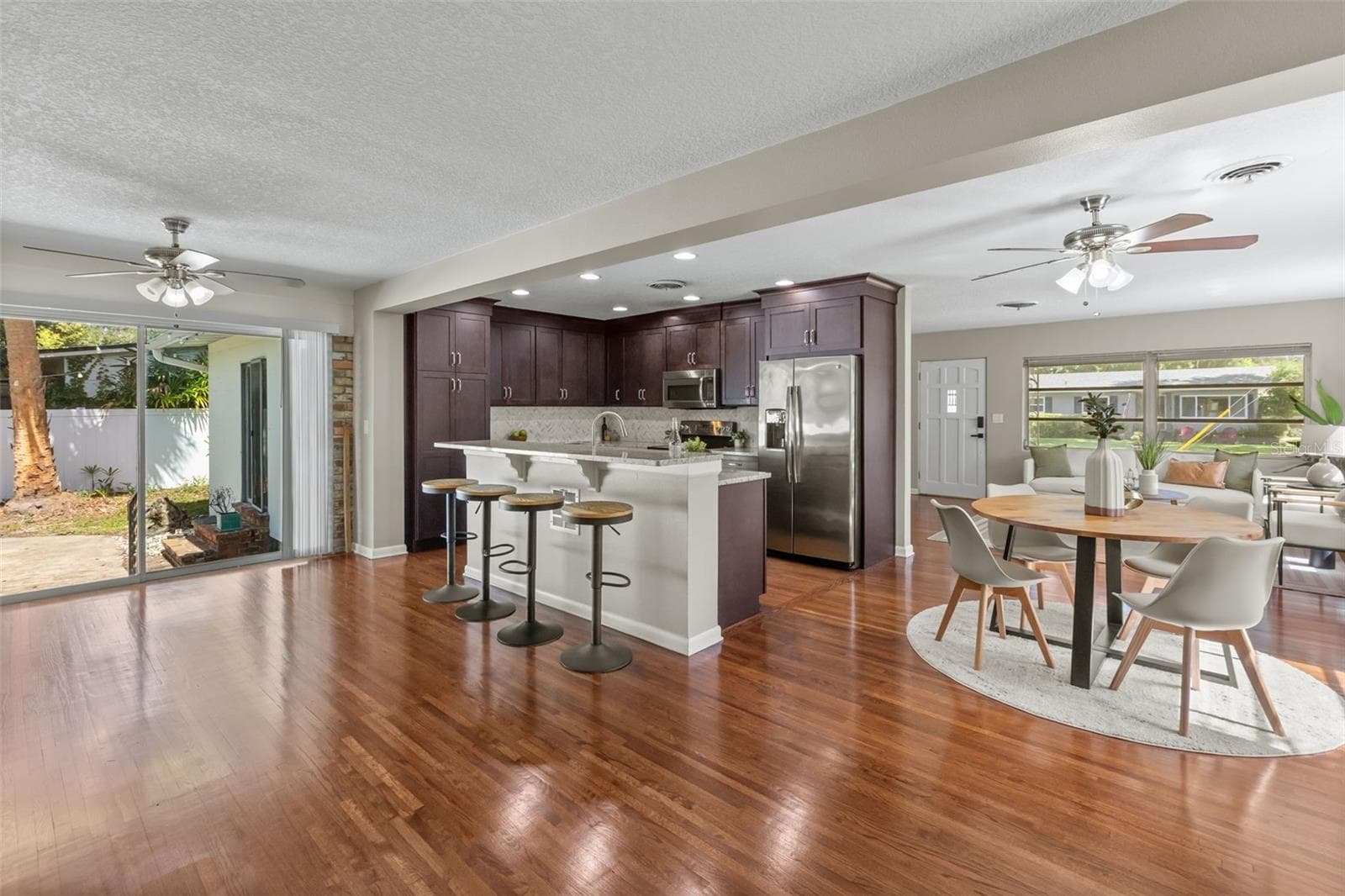 Single Family Residence at 820 RUGBY ST, ORLANDO, photo 11 of 30