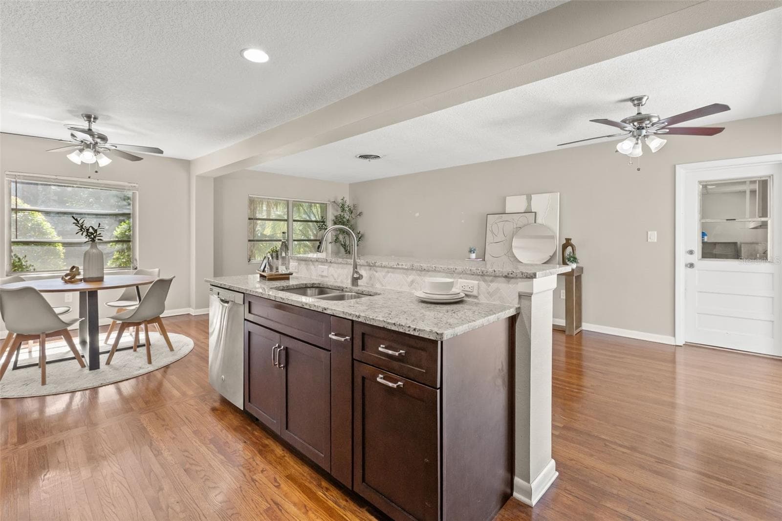 Single Family Residence at 820 RUGBY ST, ORLANDO, photo 14 of 30