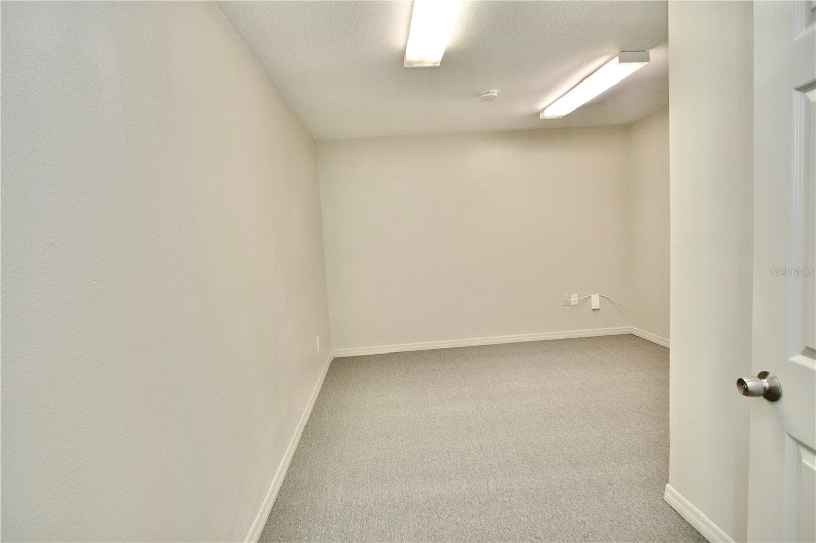 Business at 9213 DENTON AVE, HUDSON, photo 9 of 12