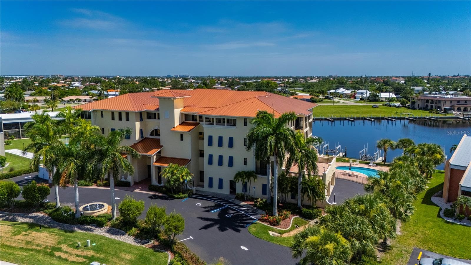 Condominium at 1340 ROCK DOVE CT #123, PUNTA GORDA, photo 2 of 70