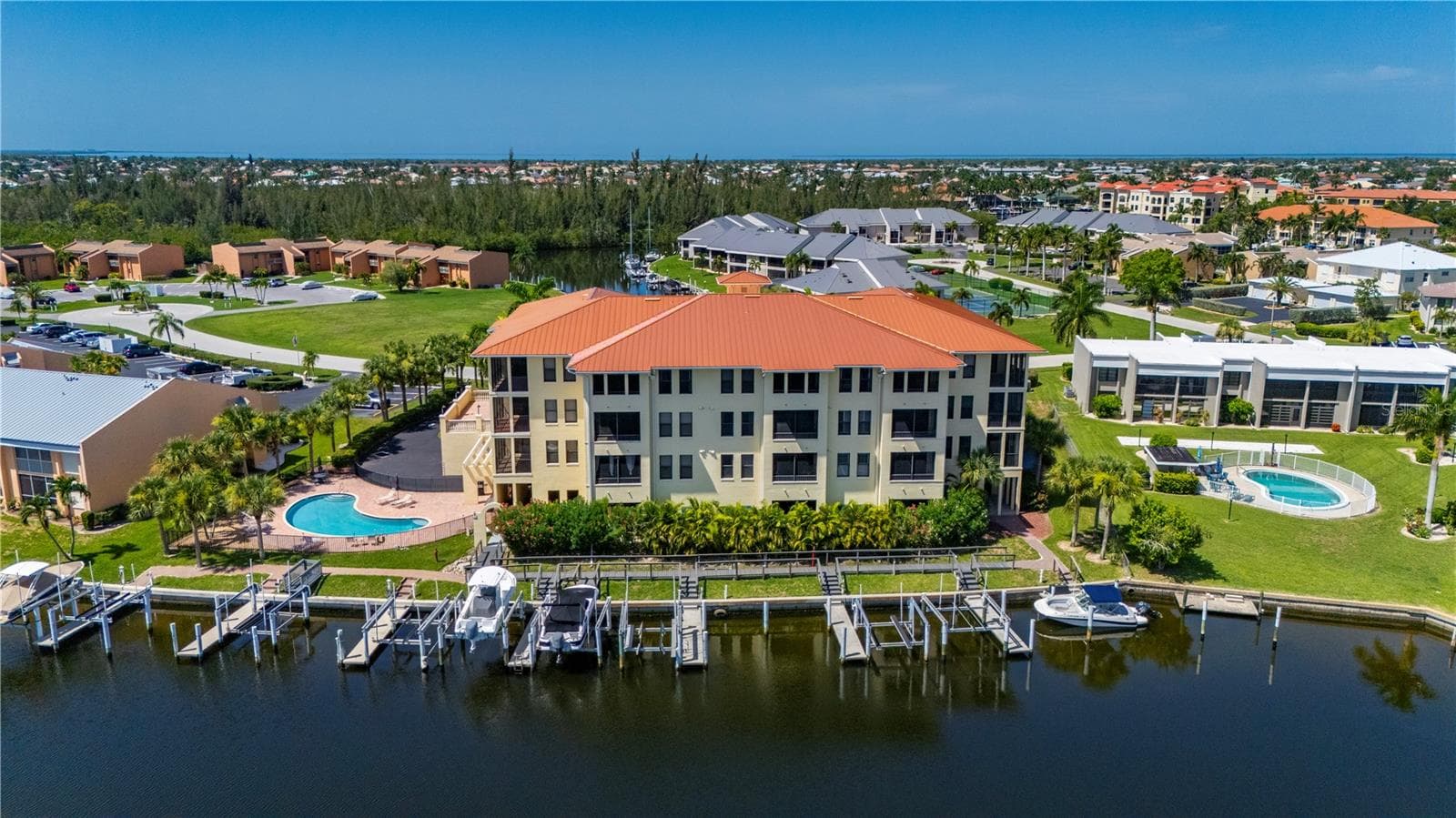 1340 ROCK DOVE CT #123