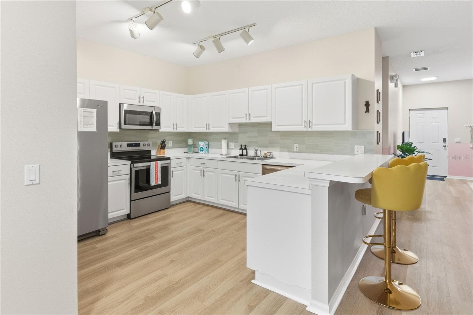 Condominium at 3119 SUN LAKE CT #B, KISSIMMEE, photo 14 of 27