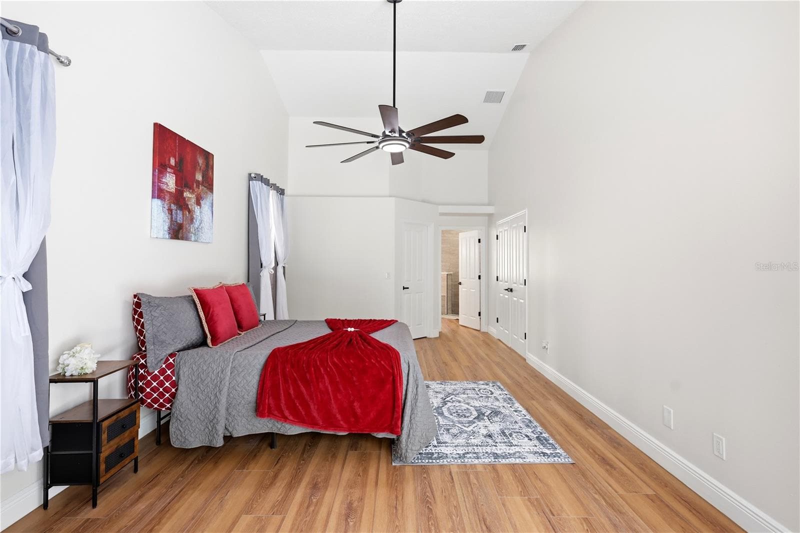 Single Family Residence at 5042 N PEPPERMINT DR, BEVERLY HILLS, photo 23 of 52