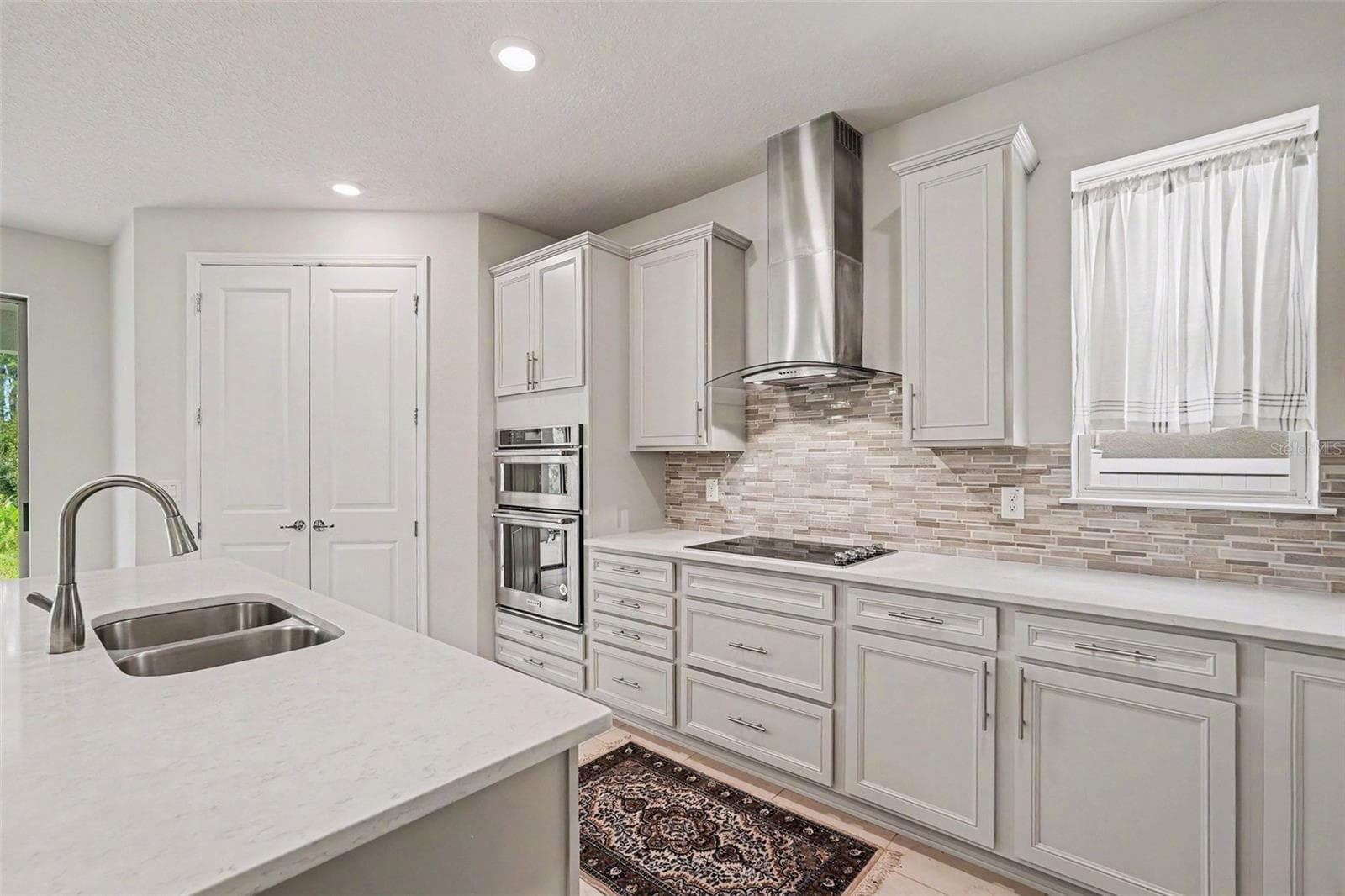Single Family Residence at 19206 BRIARBROOK DR, TAMPA, photo 24 of 39