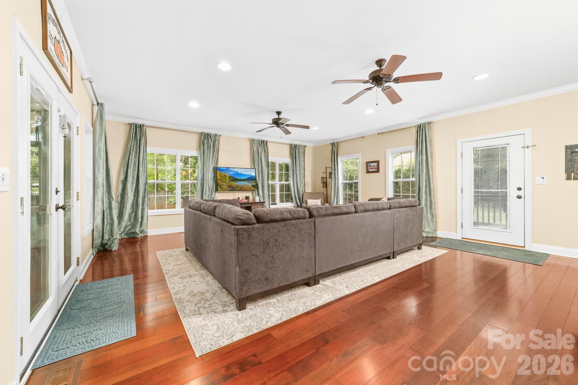 Single Family Residence at 15002 Dexter Lemmond Court, Charlotte, photo 13 of 46