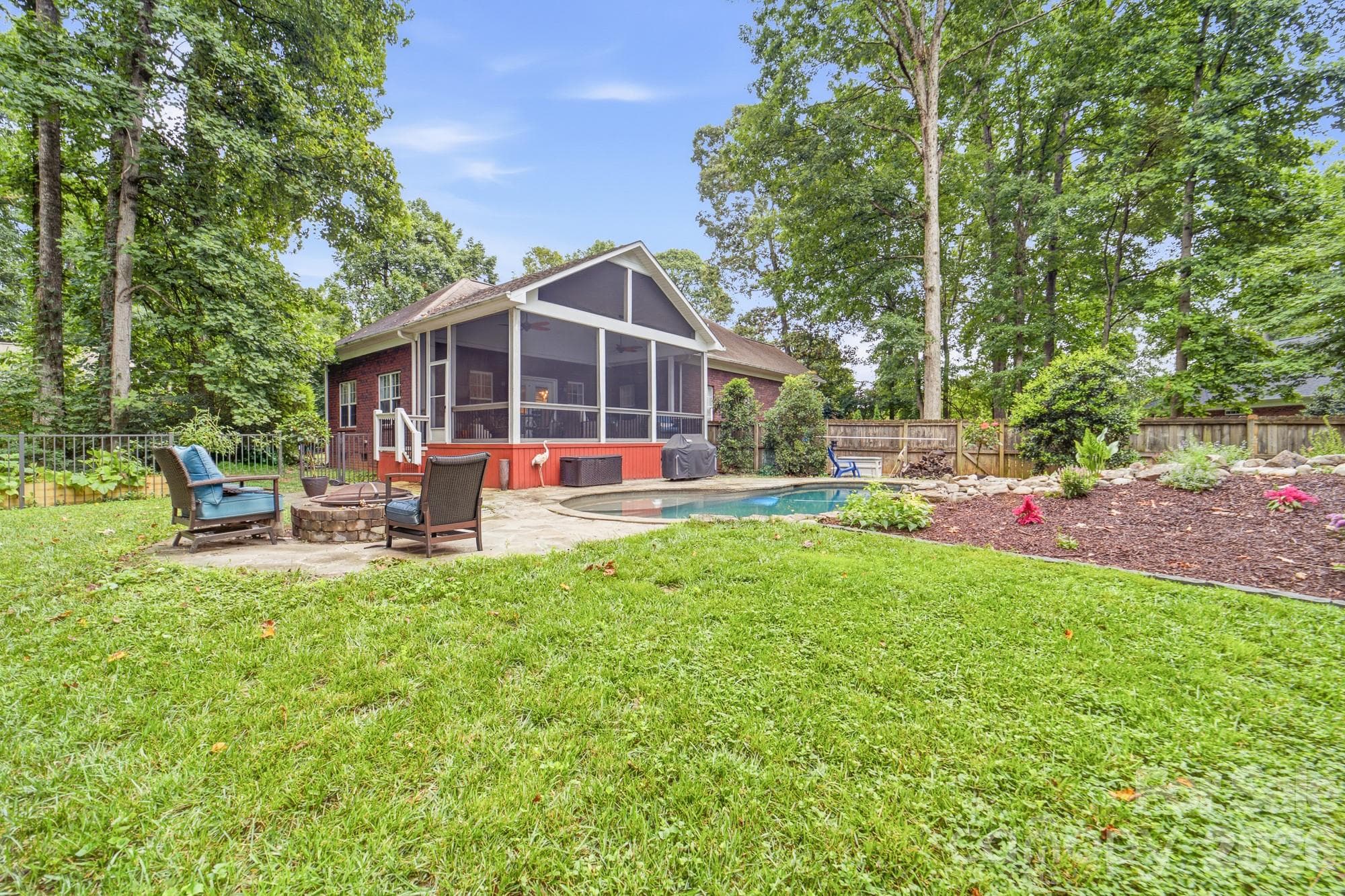 Single Family Residence at 15002 Dexter Lemmond Court, Charlotte, photo 36 of 46