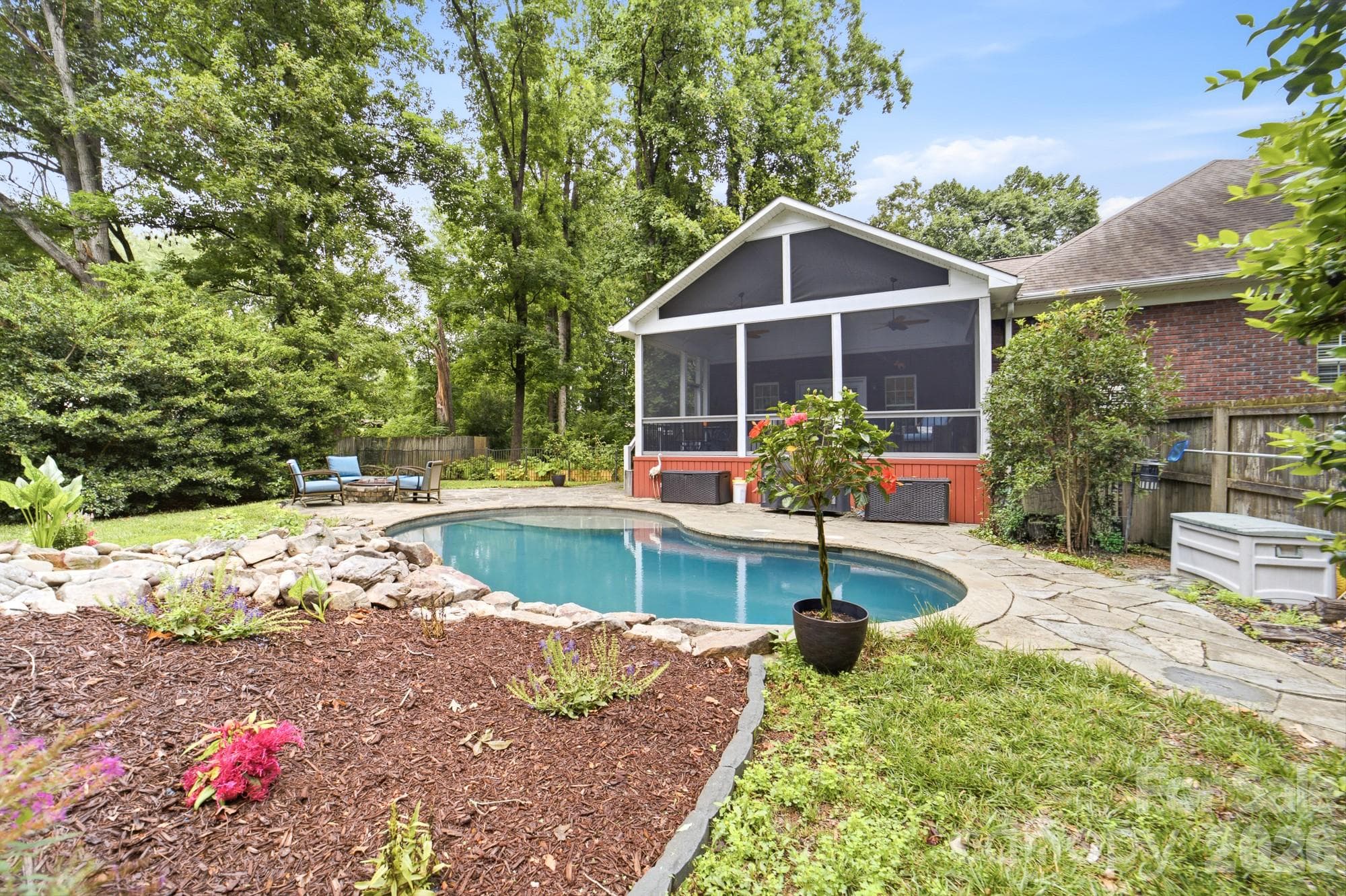 Single Family Residence at 15002 Dexter Lemmond Court, Charlotte, photo 38 of 46